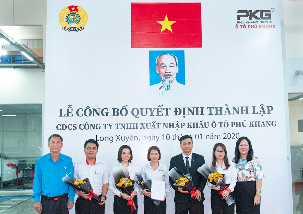 Thành lập Công đoàn cơ sở Công ty TNHH Đầu tư xuất nhập khẩu Phú Khang